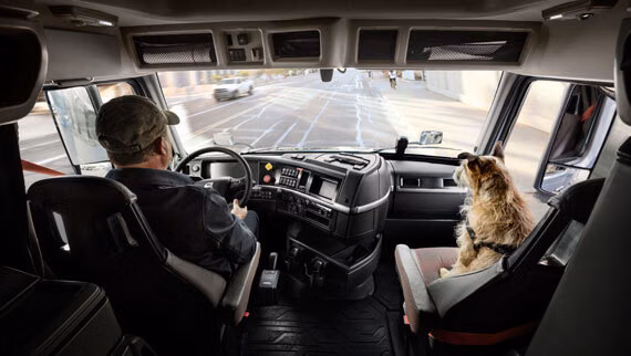 2026 Volvo VNR 640 - Image 22