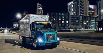 2026 Volvo 6x2 Tractor 4