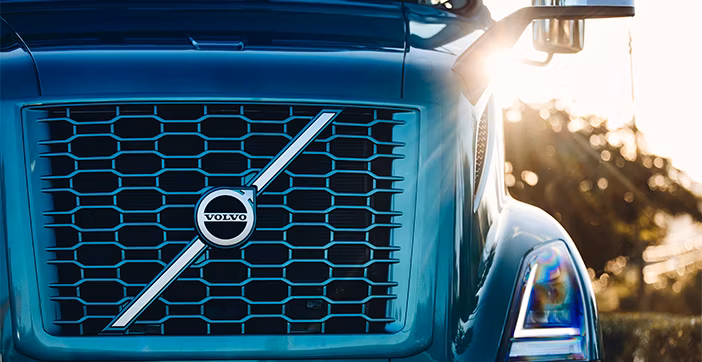2026 Volvo 4x2 Tractor - Image 3