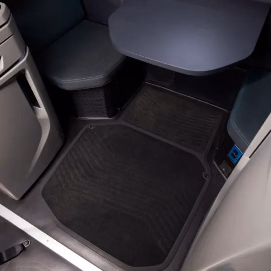 2026 Volvo VNL 640 - Image 44