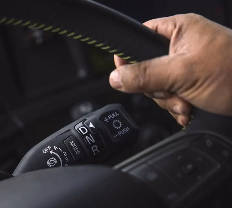 2026 Volvo VNR 440 - Image 21
