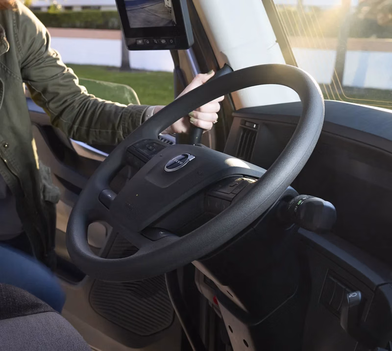 2026 Volvo VNR 440 - Image 26